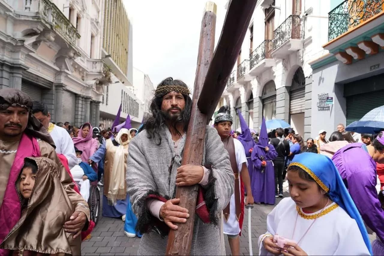 How is Holy Week Celebrated in Quito? Processions and Traditions in the Capital 2026